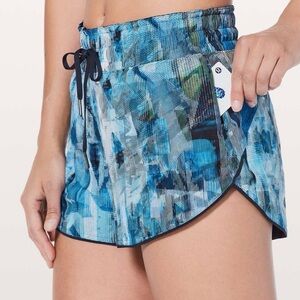 Lululemon Choose A Side Reversible 3’ Sun Dazed Multi Blue / Black Night